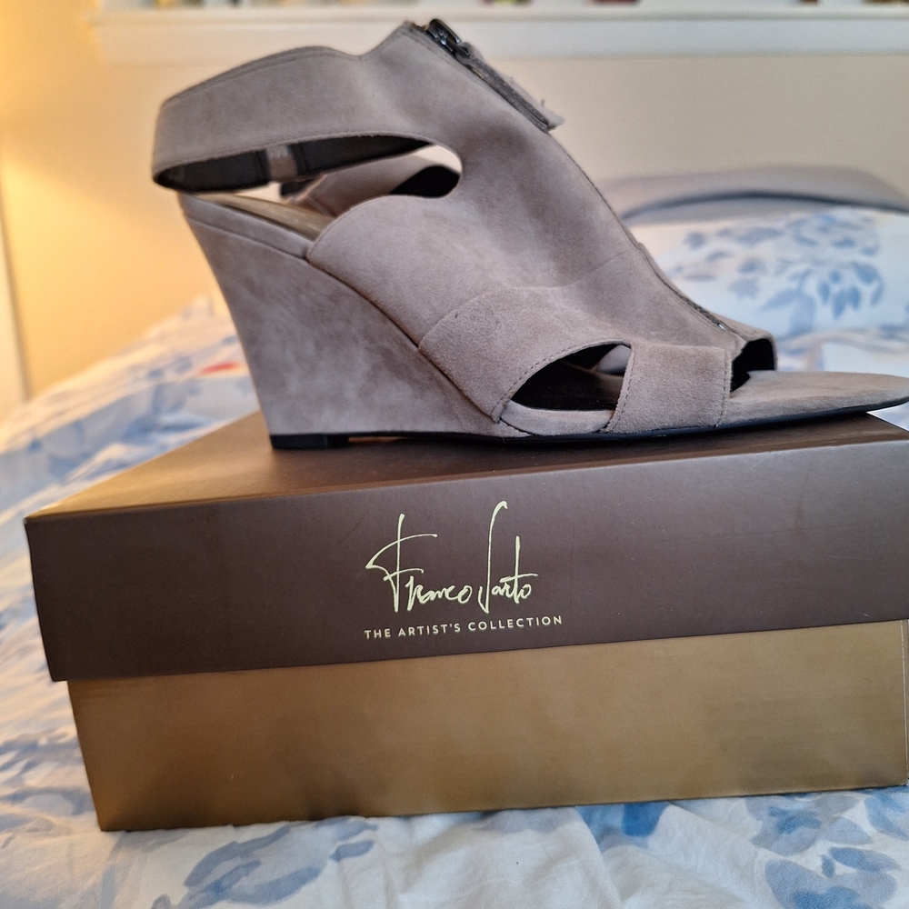 Franco Sarto Women's Taupe Wedge Sandals